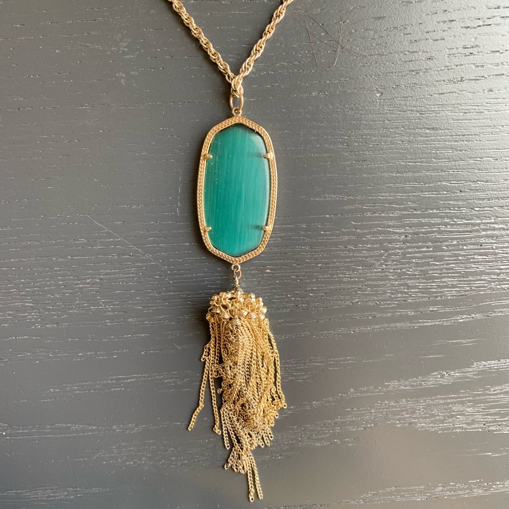 Green and gold Kendra Scott necklace